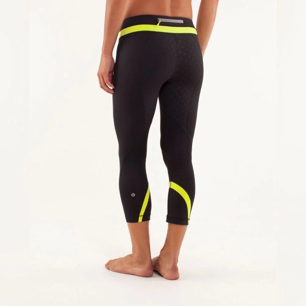 Lululemon Size 4 Run Inspire Crop Black Split Pea‎ Stripe Athletic Leggings